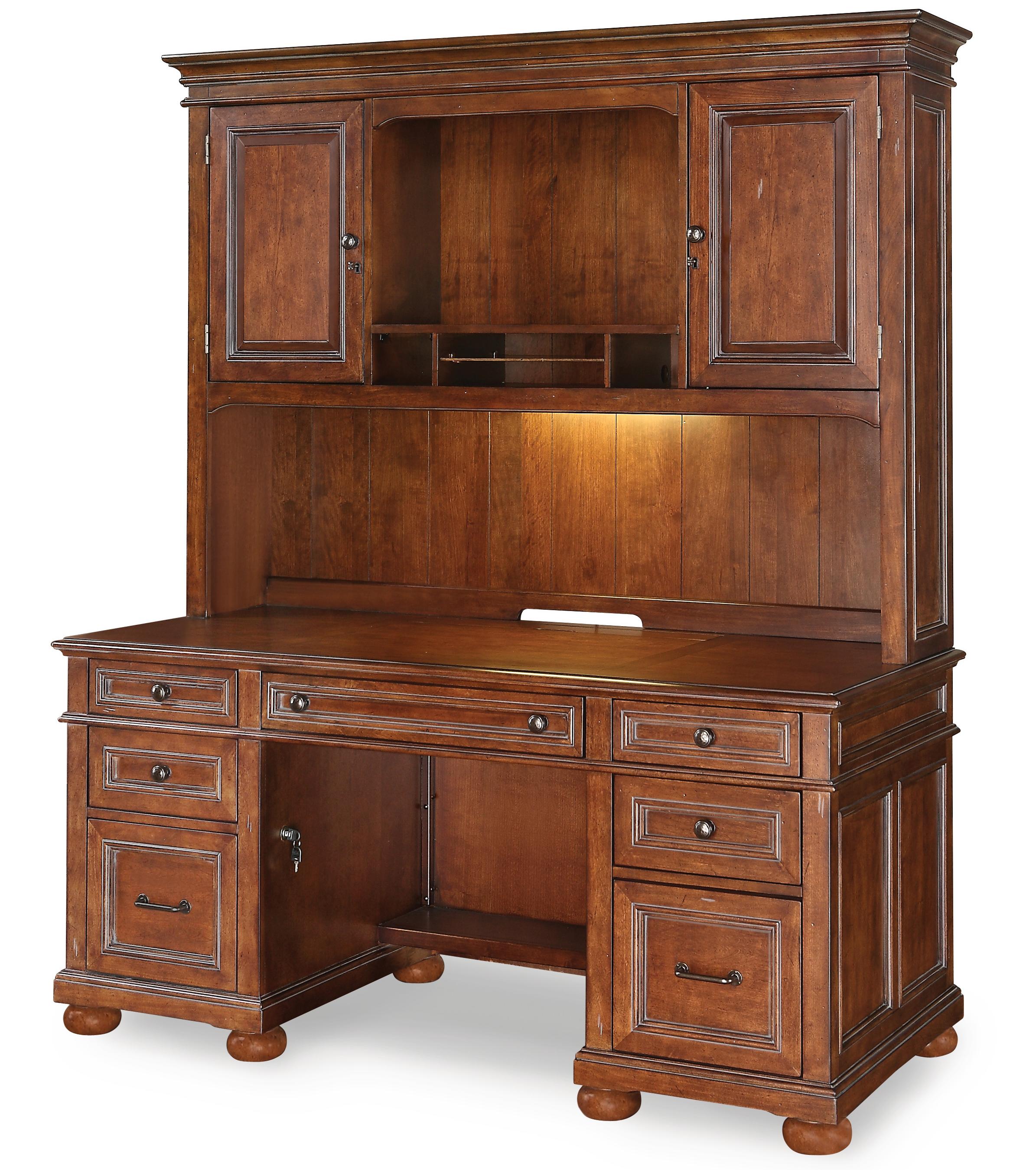 Flexsteel Wynwood Collection American Heritage 6Drawer Executive Desk